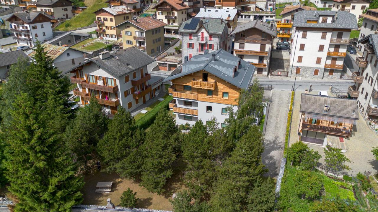 La Casa Di Armando Aparthotel Бормио Екстериор снимка
