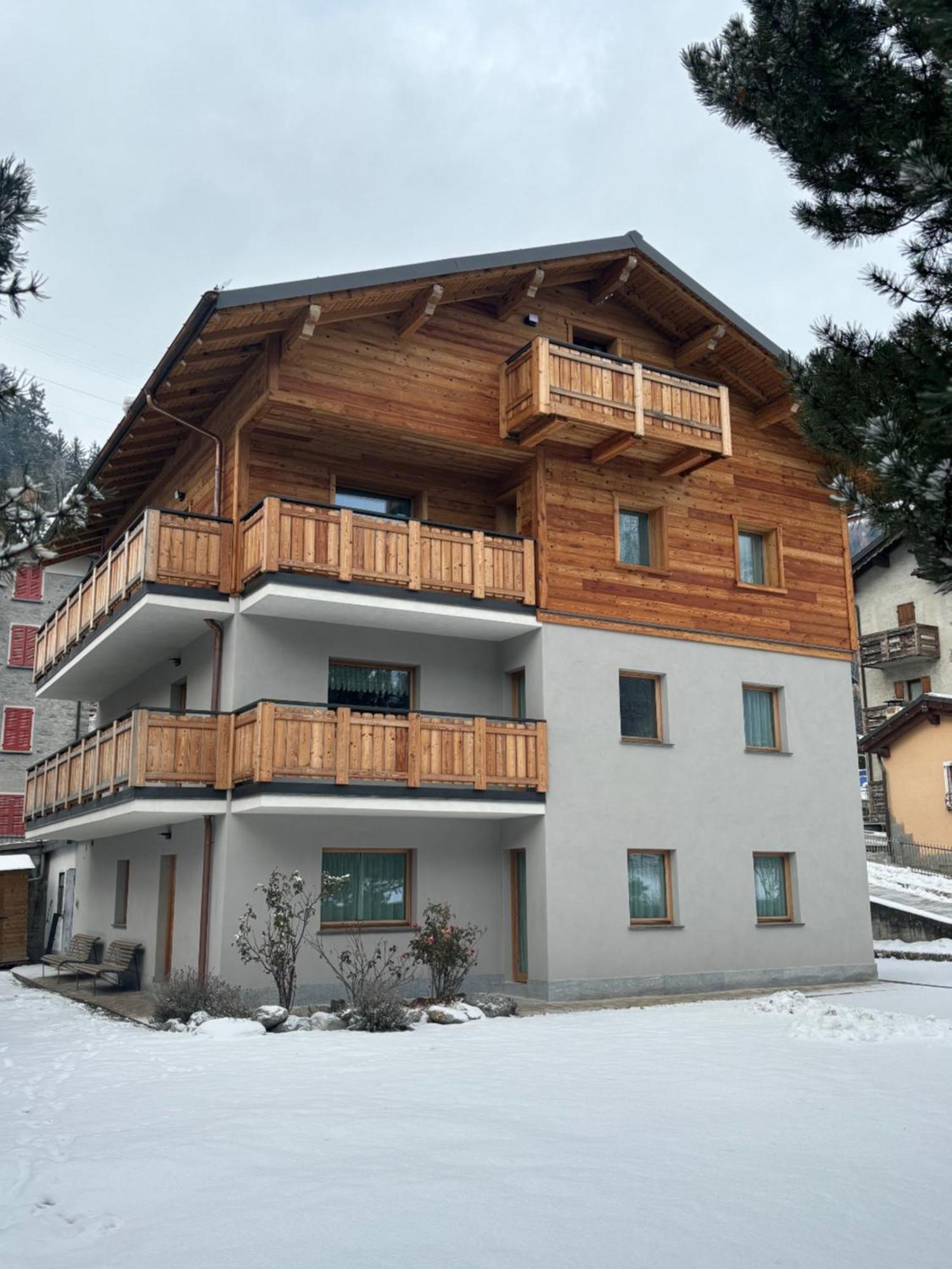 La Casa Di Armando Aparthotel Бормио Екстериор снимка