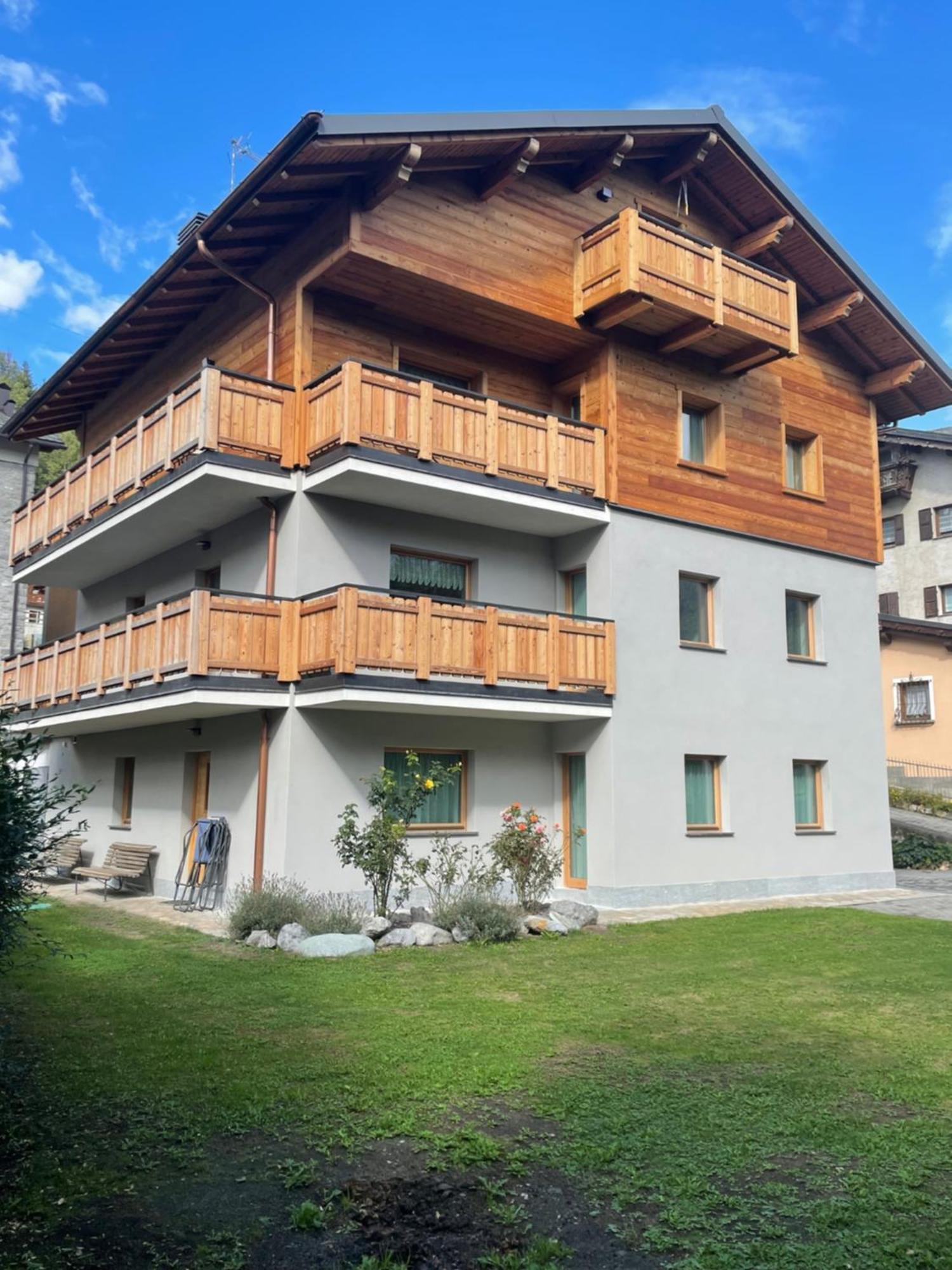 La Casa Di Armando Aparthotel Бормио Екстериор снимка